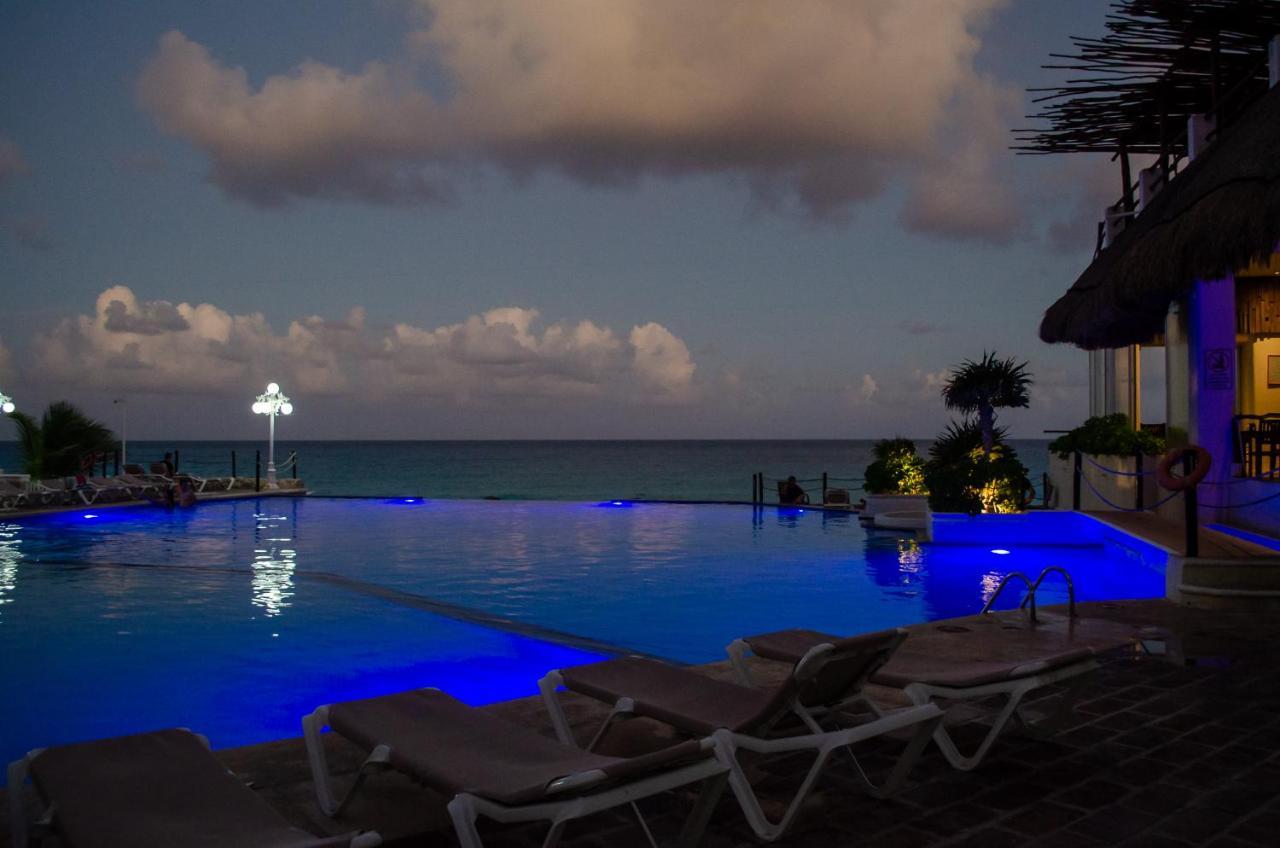 Cancun Plaza Sea View エクステリア 写真