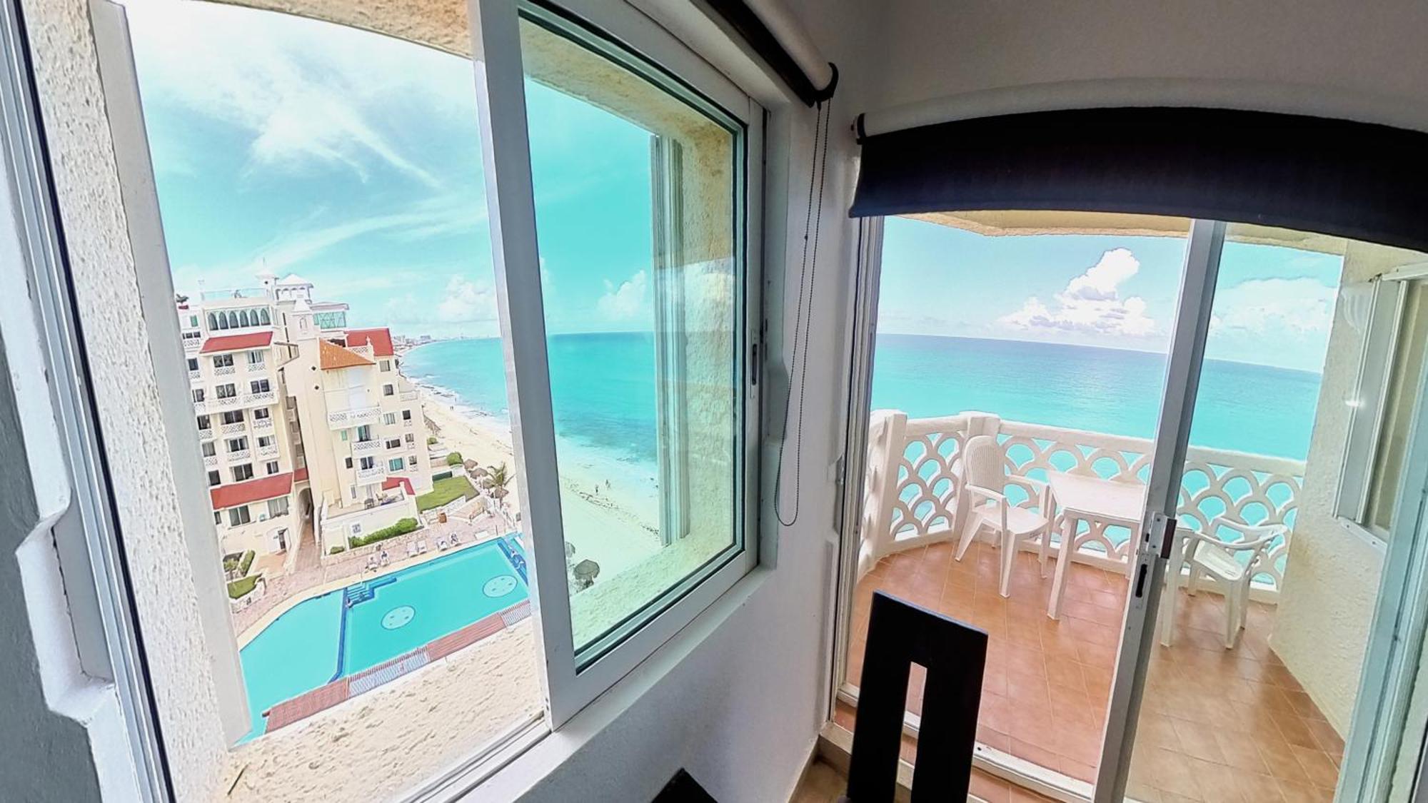 Cancun Plaza Sea View エクステリア 写真