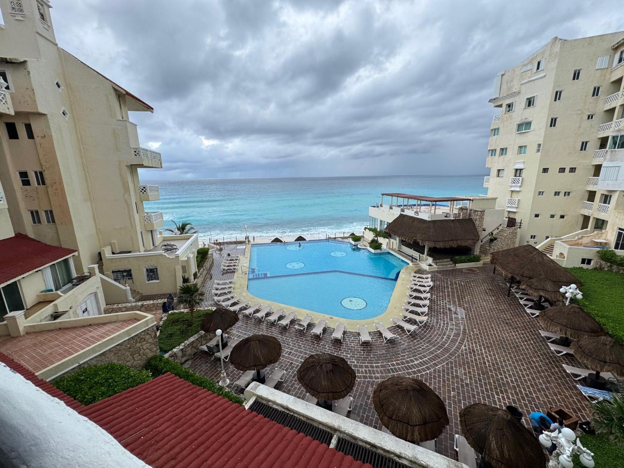 Cancun Plaza Sea View エクステリア 写真