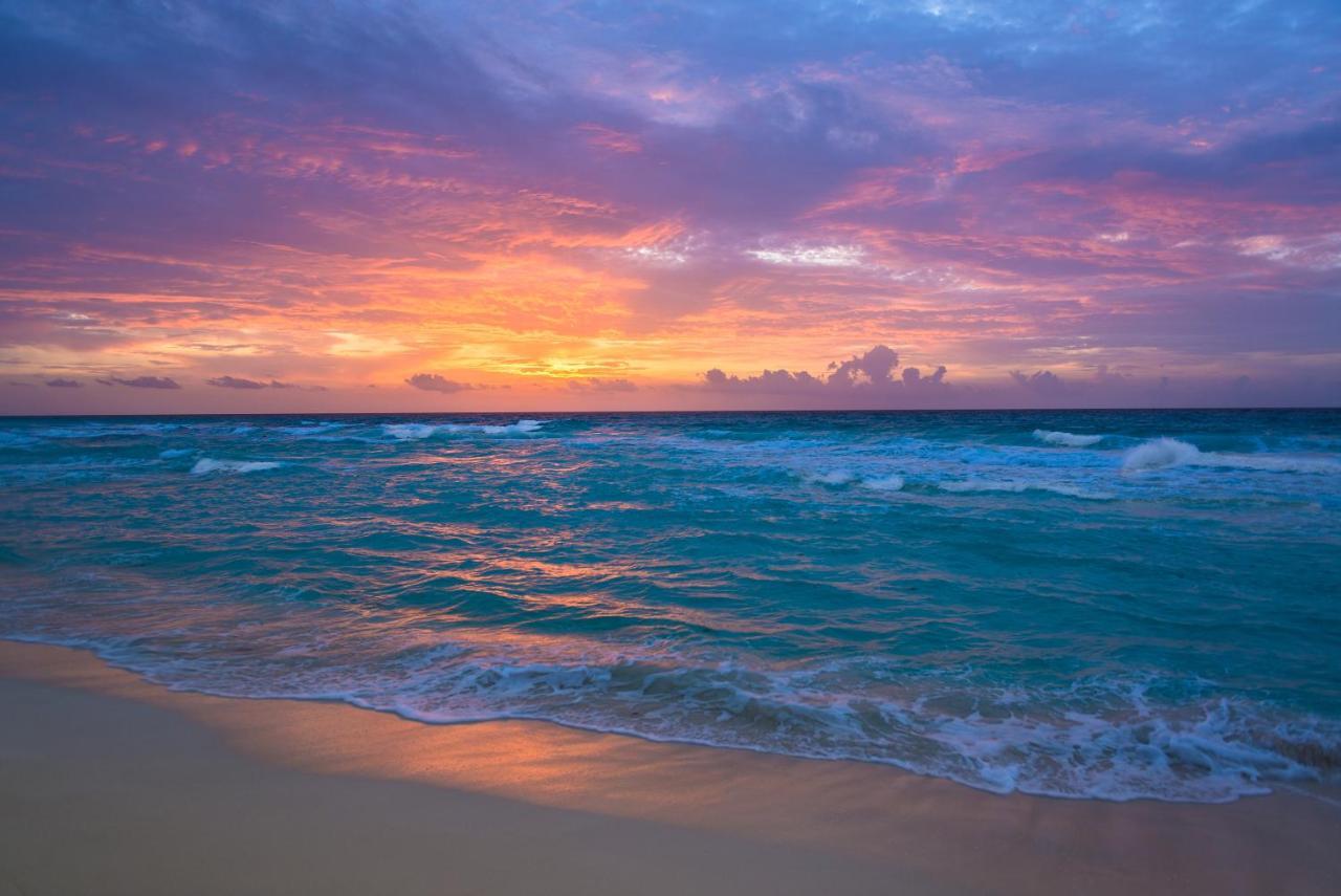 Cancun Plaza Sea View エクステリア 写真